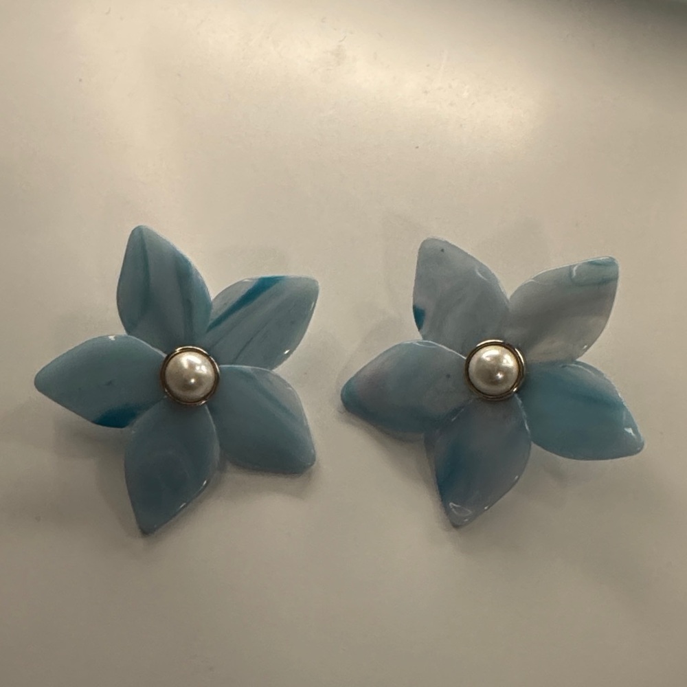 Blue Flower Pearl Center Earrings
